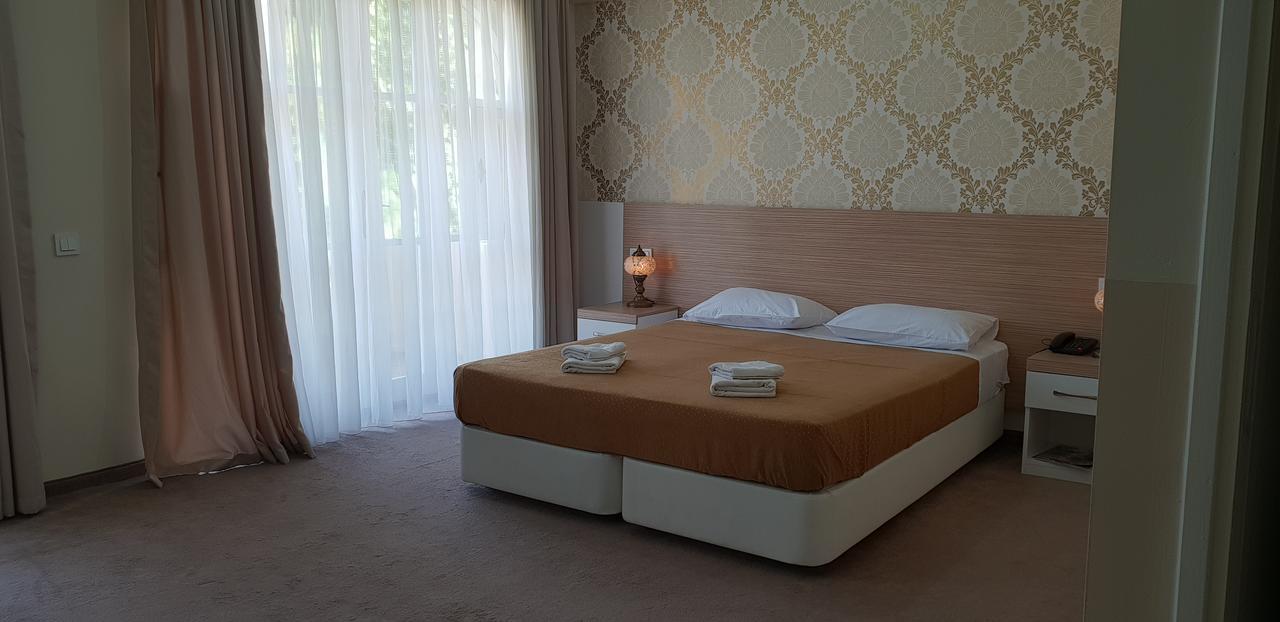 Отель Nicea